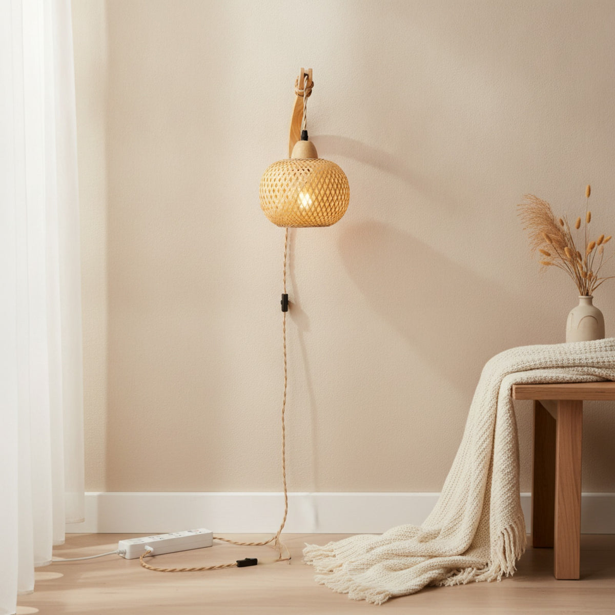 Applique Murale en Bambou et Rotin Naturel - Luminaire Tissé Main, Douille E27