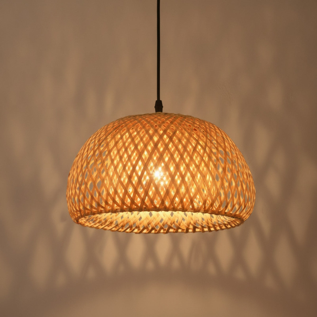 Lampe Suspension Bambou & Rotin Naturel - Luminaire Tissé Main Style Bohème